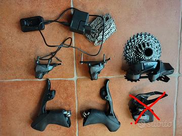 GRUPPO SRAM FORCE AXS 12 VELOCITÀ ELETTRONICO 