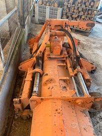 Attrezzatura per trattori