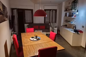 CIAMPINO TRILOCALE ARREDATO Con BALCONE - P.AUTO