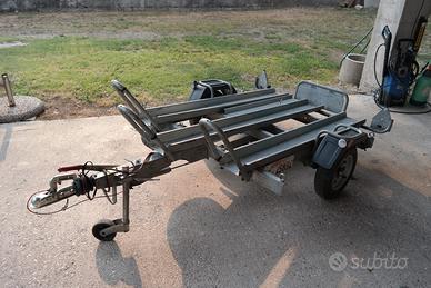 Carrello Moto pari al nuovo revisione 2027