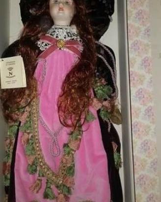 BAMBOLA PORCELLANA CAPODIMONTE DA COLLEZIONE