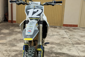 Moto HUSQVARNA 250 FC 2017