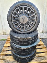 Cerchi e Gomme Lancia Ypsilon (185/55-R15)