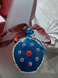 Fiaschetta decorativa vintage rivestita – 