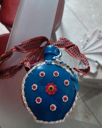 Fiaschetta decorativa vintage rivestita – 