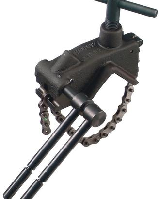 Accessorio per seghetto frontale blocca tubi