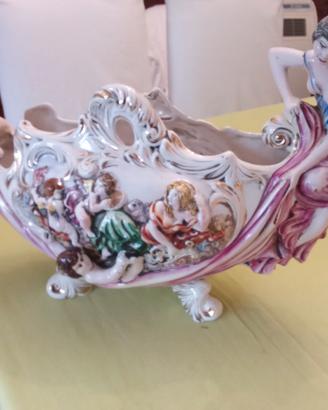 barca decorata Capodimonte e due candelieri