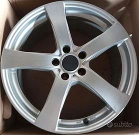 Cerchi in lega 16" NISSAN RENAULT con gomme neve