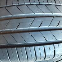 4 Gomme estive KUMHO Ecsta HS52 215/55 R17 98W