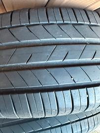 4 Gomme estive KUMHO Ecsta HS52 215/55 R17 98W