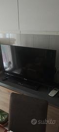 televisore Hisense 32 pollici UHD Led Smart TV 