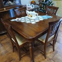 Arredo d'epoca in noce