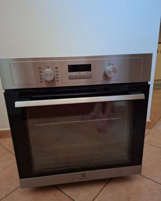 Forno elettrolux
