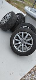 Cerchi in Lega 16" Audi con Gomme invernali 