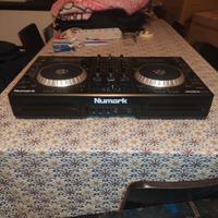 Consolle per dj Numark Mixdeck Express