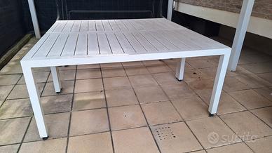 TAVOLI DA GIARDINO E BANCONE DA LAVORO 