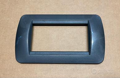 Materiale originale Bticino Living International