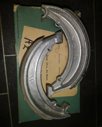 Ganasce airmacchi 175 è parilla. cost