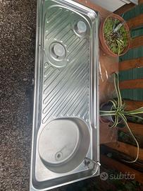 Lavandino con fornello 2 fuochi roulotte Adria