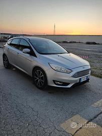 Ford focus 2015 1.5 diesel berlina