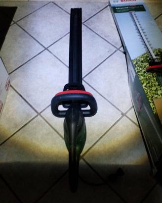 Tagliasiepe bosch elettrico