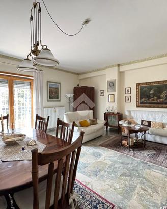 5 LOCALI A MENDICINO