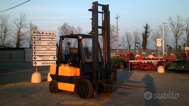 MULETTO SOLLEVATORE MOD. TOYOTA FDF25