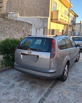 ford focus sw Mk2 del 2005 109 cv