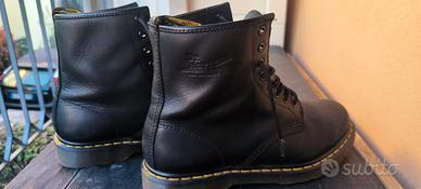 Anfibi stivaletti Dr. Martens 1460 numero 42 