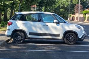 Fiat 500 L bianca 2021 24K km