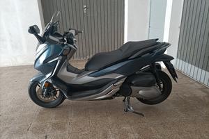 Honda Forza 300