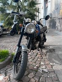 Moto Mash 250 black seven