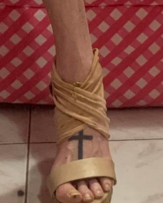 Sandali zeppa beige