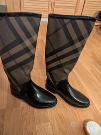 Stivali da pioggia Burberry t 36

