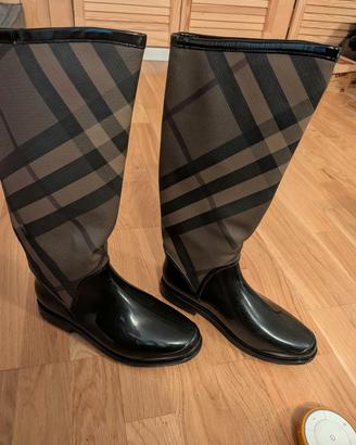Stivali da pioggia Burberry t 36

