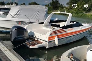 MOTOSCAFO  GARI 25 ACTION