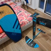 tavola kiteboard e wakesurf con foil