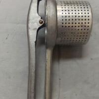 Schiaccia patate manuale in alluminio a leve