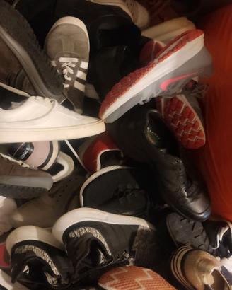 Stock di scarpe