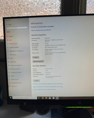 pc fisso da gamer usato compreso di schermo