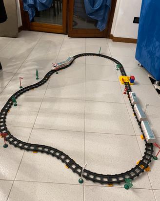 Trenino con vagoni a batteria 80 pezzi