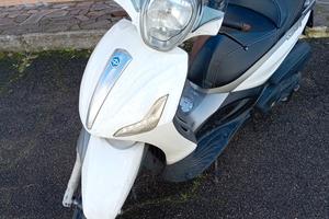 Beverly 350 sport Touring 