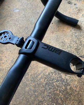 Manubrio Bmc carbonio e staffa garmin