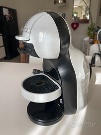 Macchina caffe dolcegusto