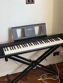 Yamaha Piaggero NP-15B – 61 tasti + supporto
