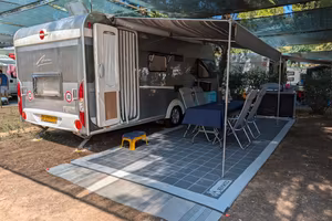 Caravan Burnster Averso 500 TK - 6 Posti