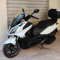 Kymco Downtown 300 tenuto benissimo