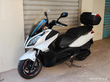 Kymco Downtown 300 tenuto benissimo