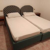 Coppia letti singoli con materassi inclusi