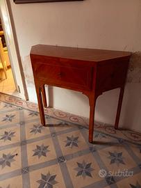 Consolle in noce